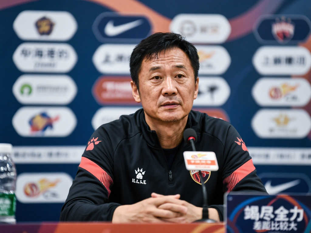 更包括戰術 更包括戰術